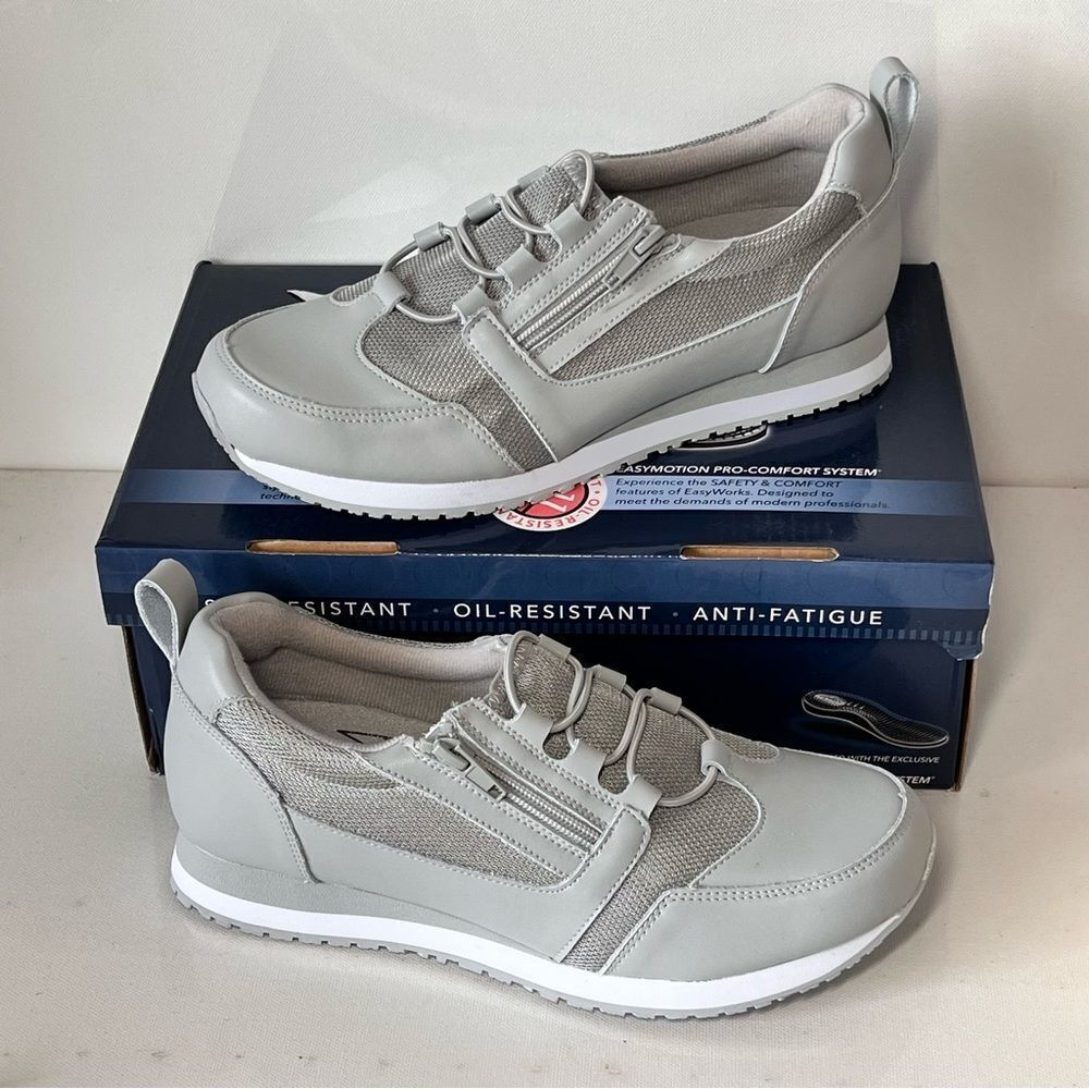 Easy Street McKinley Slip Resistant Oxfords